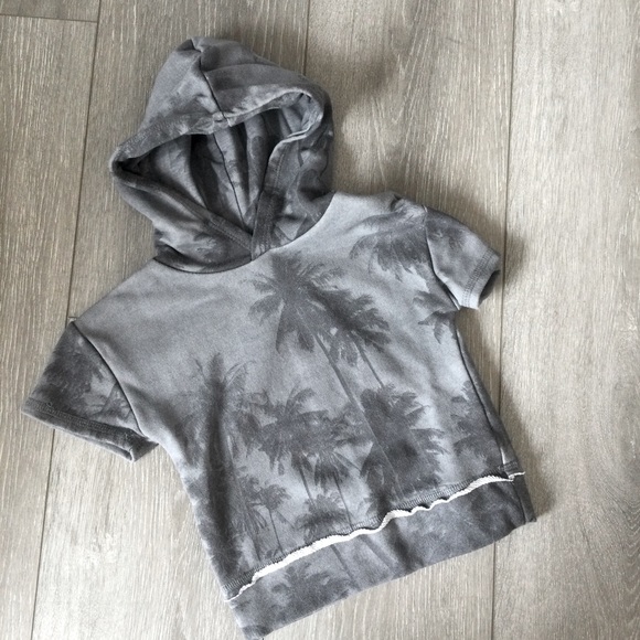 art class Other - Art Class Short Sleeve Hooded Top Grey Allover Palm Tree Print 18 Months